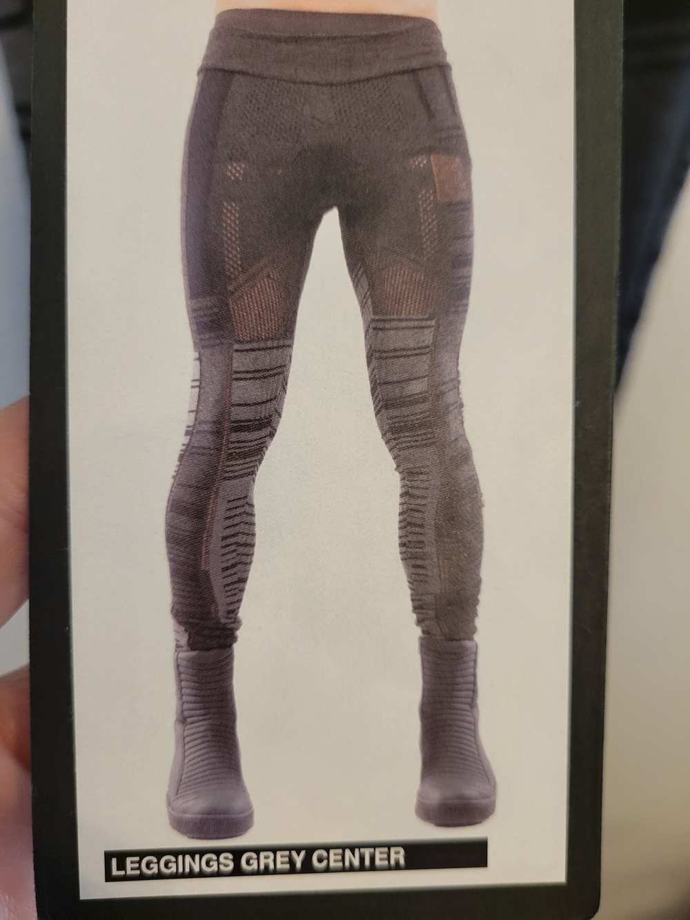 NWT DEMOBAZA Leggings
